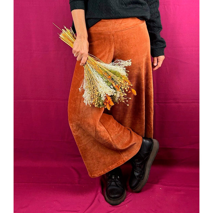 Pantalón La Compiano - Trama Pana Calabaza