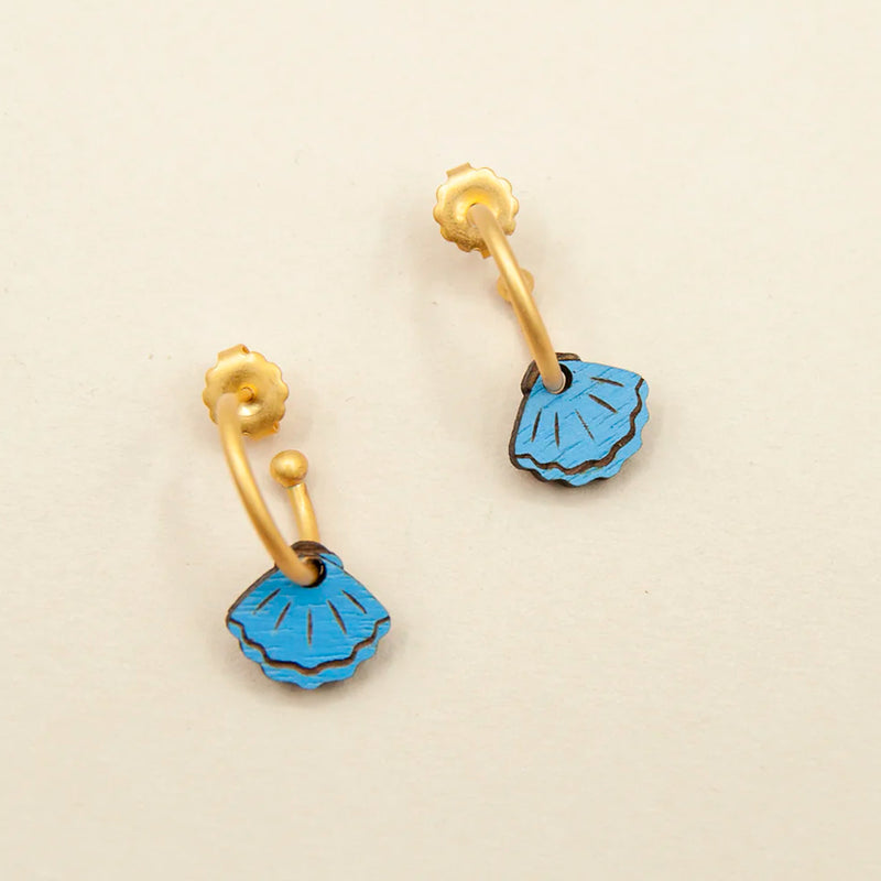 Pendientes de aro Materia Rica - Petite Shells