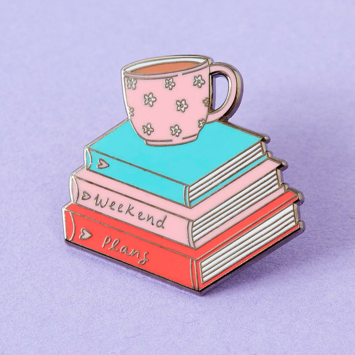 Pin - "Weekend Plans" ☕📚