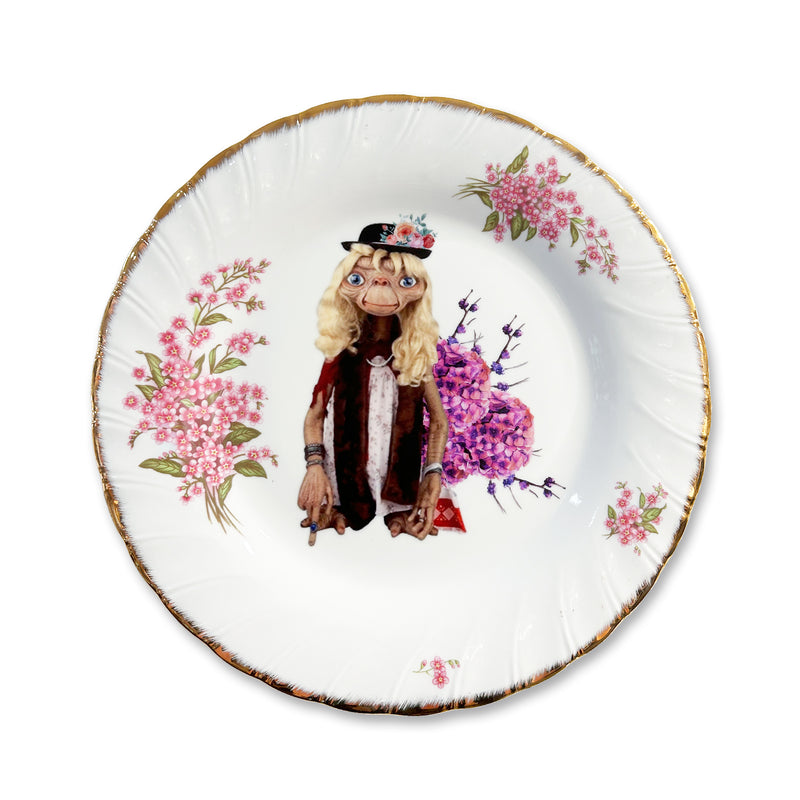 Plato decorativo - ET con vestido