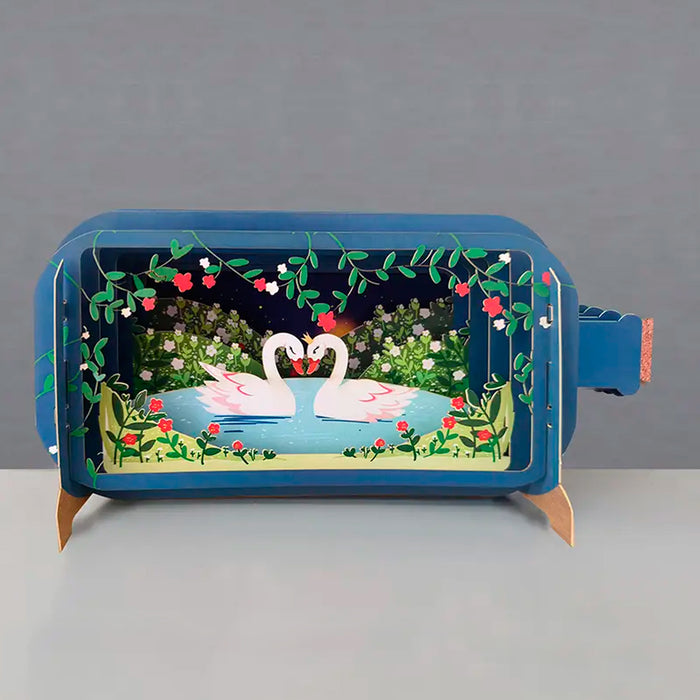 Postal 3D - Botella Cisnes