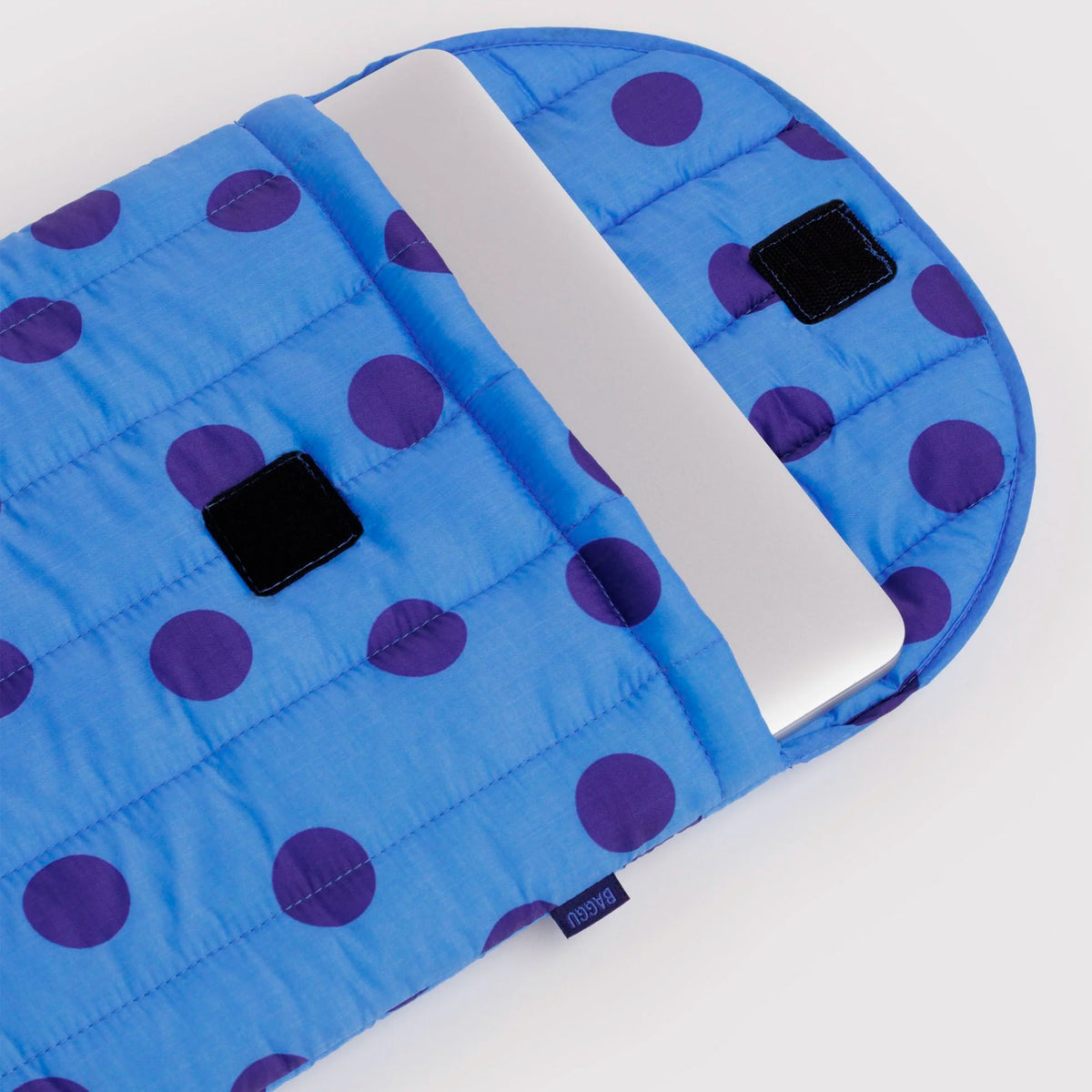 Funda portátil 16" Baggu - Blue Polka Dot
