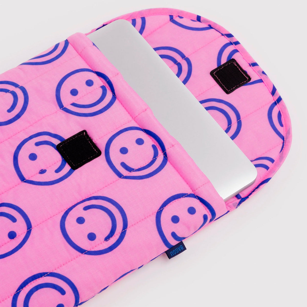 Funda portátil 16" Baggu - Pop Pink Happy