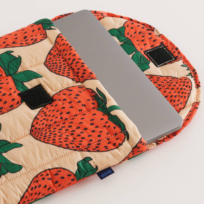 Funda portátil 16" Baggu - Strawberry 🍓