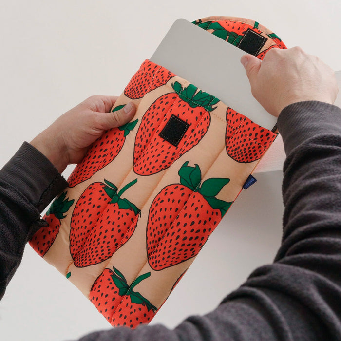 Funda portátil 13"/14" Baggu - Strawberry 🍓