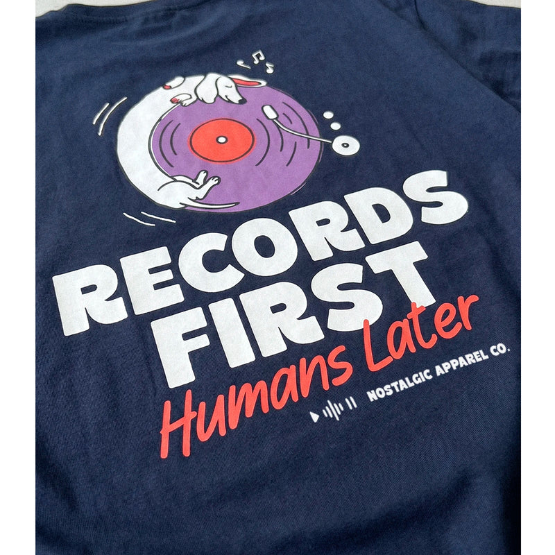 Camiseta Nostalgic Apparel - "Records First, Humans Later" 🐶🎶