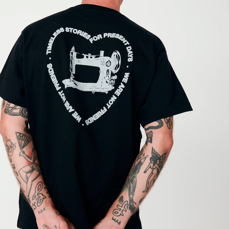 Camiseta We Are Not Friends - Sewing