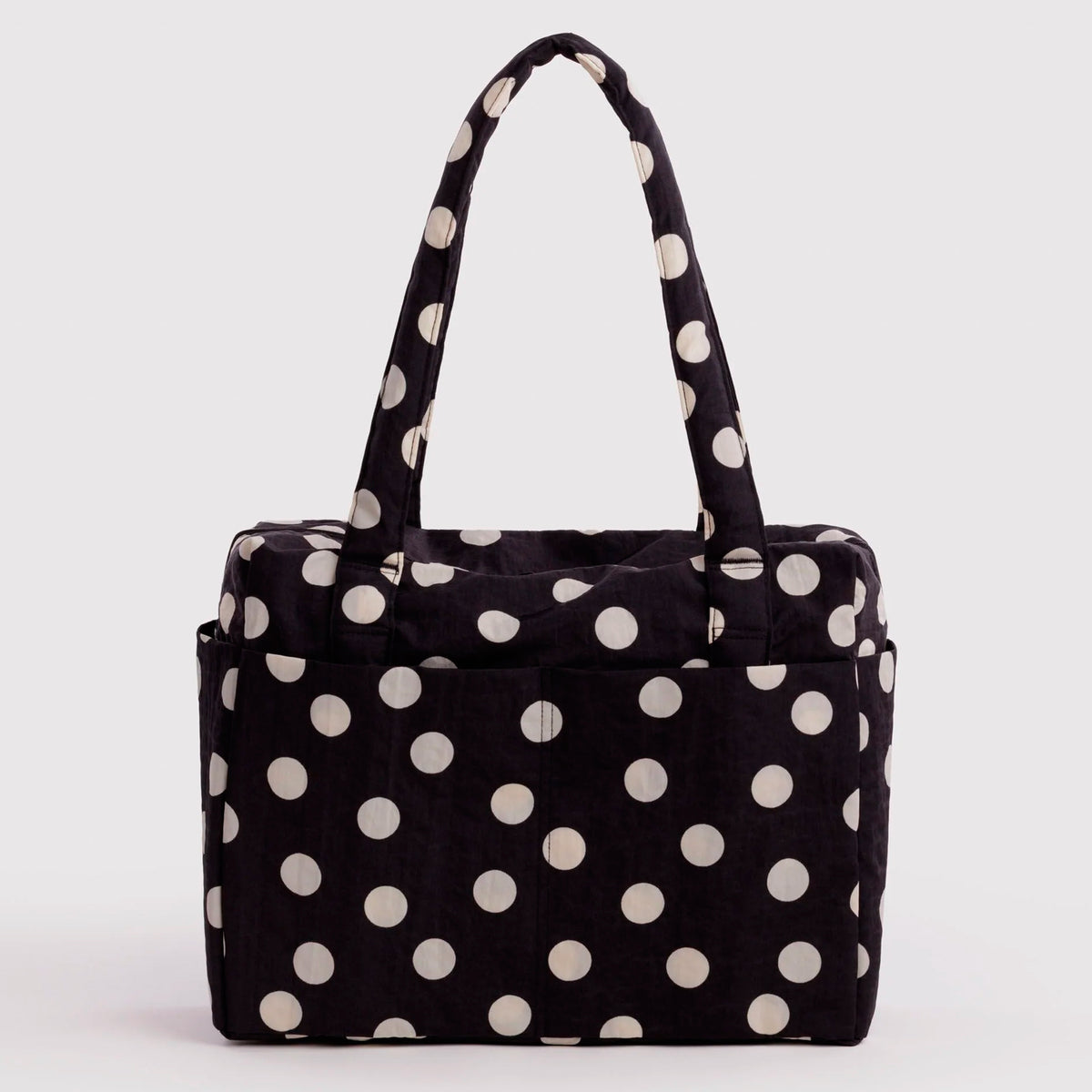 Bolso Nube Carry-On Baggu - Black and Cream Polka Dot