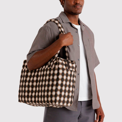 Bolso Nube Carry-On Baggu - Blurred Gingham Brown