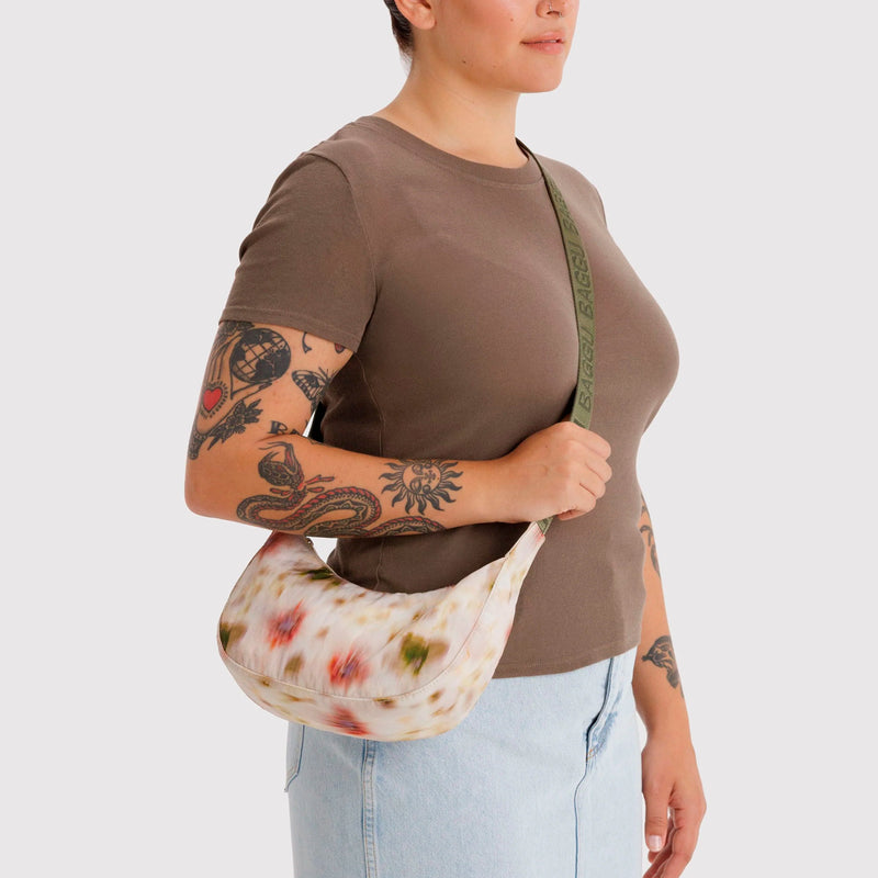 Bolso Mini media luna Baggu - Abstract Floral