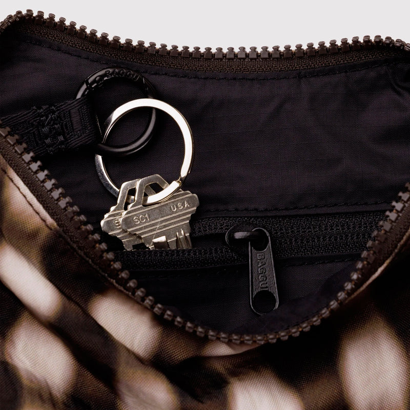 Bolso Mini media luna Baggu - Blurred Gingham Brown