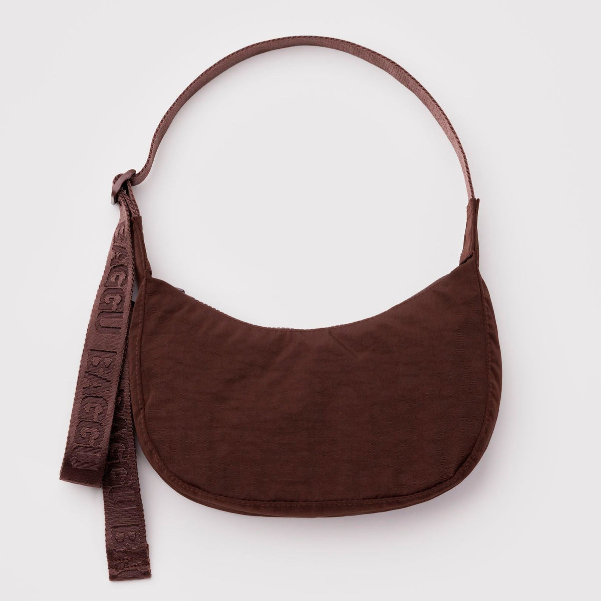 Bolso Mini media luna Baggu - Coffee