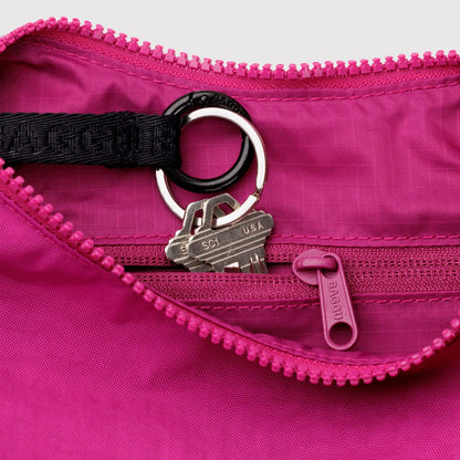Bolso Mini media luna Baggu - Deep Fuchsia