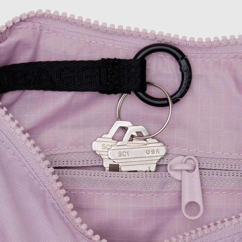 Bolso Mini media luna Baggu - Dusty Pink