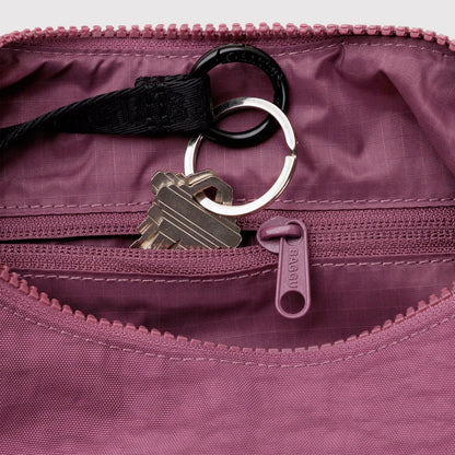 Bolso Mini media luna Baggu - Wild Plum