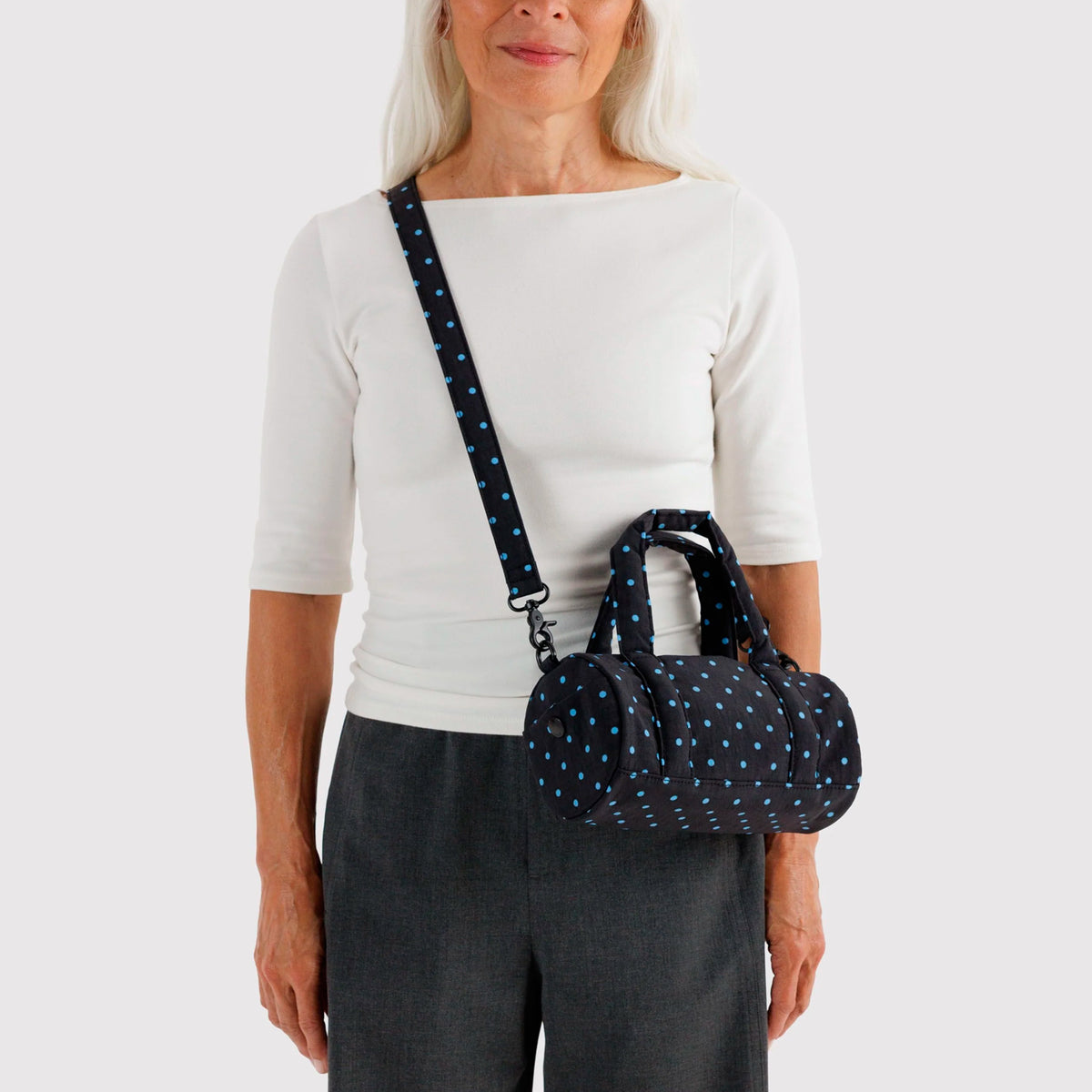 Bolso Pequeño Duffle Baggu - Black and Sky Blue Micro Dot