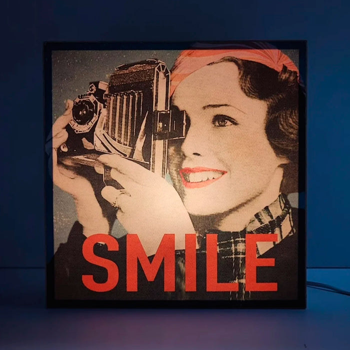 Caja de luz - "Smile II" de El Lucernario