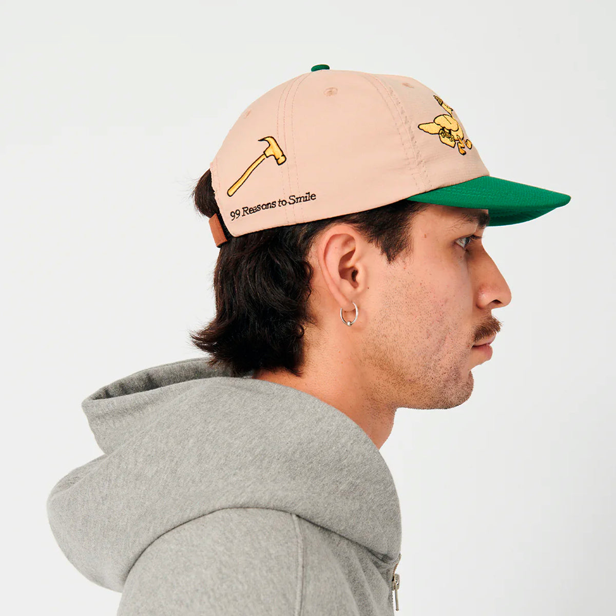 Gorra We Are Not Friends - Tools
