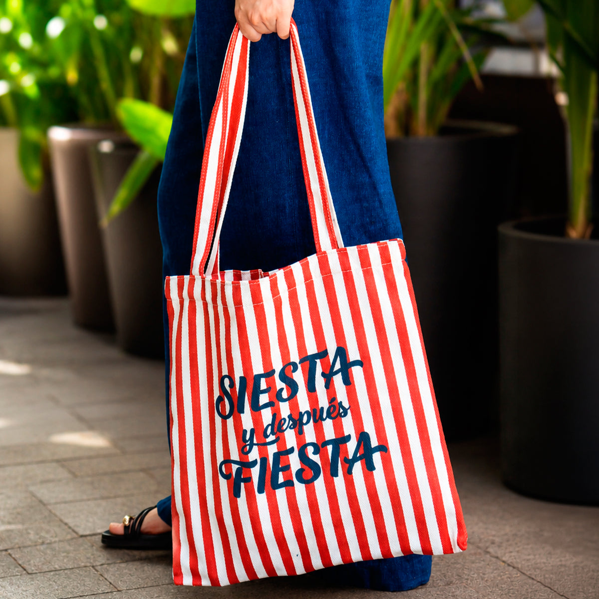 Tote bag - "Siesta y después Fiesta"