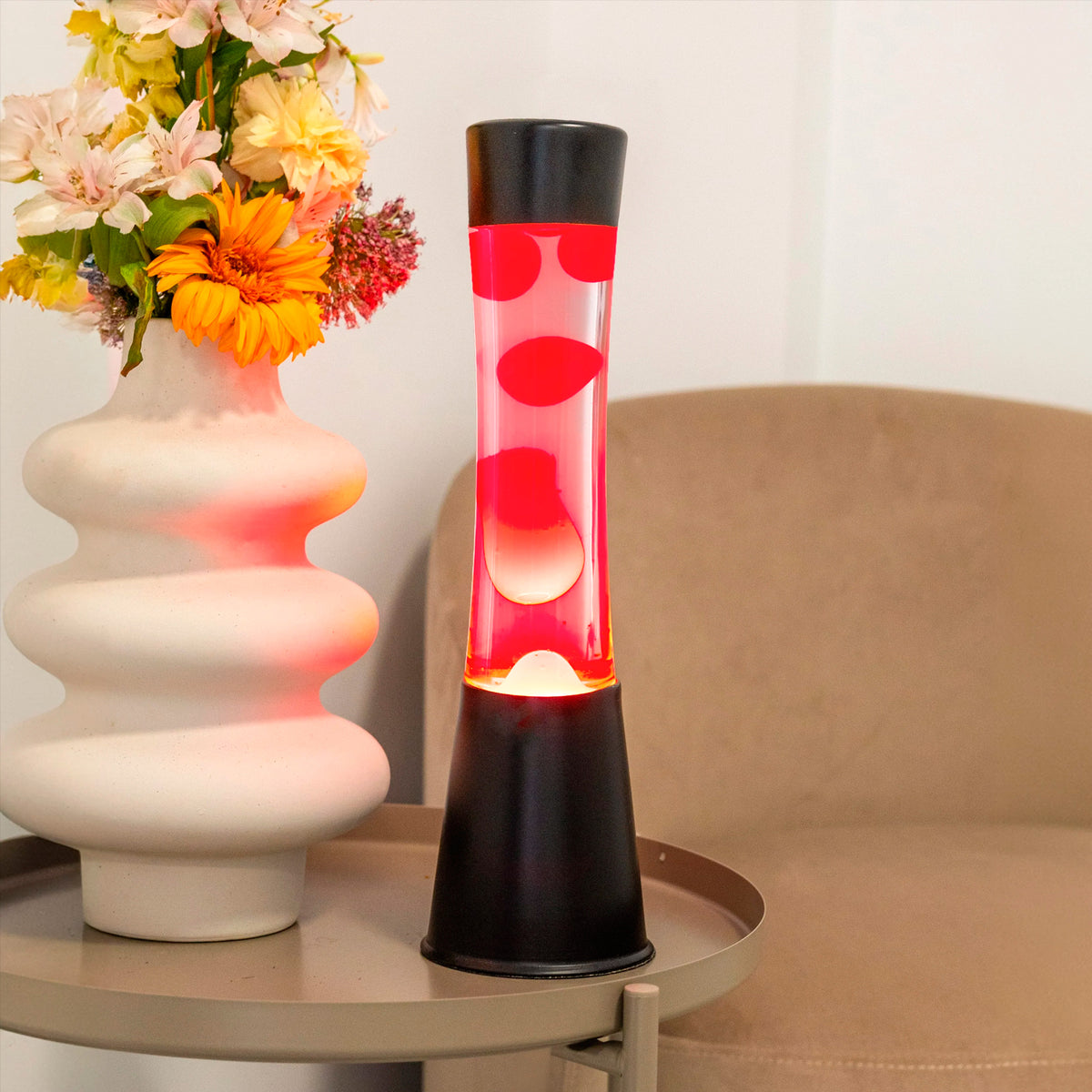 Lámpara de lava Fisura - Base negra, líquido transparente y lava roja