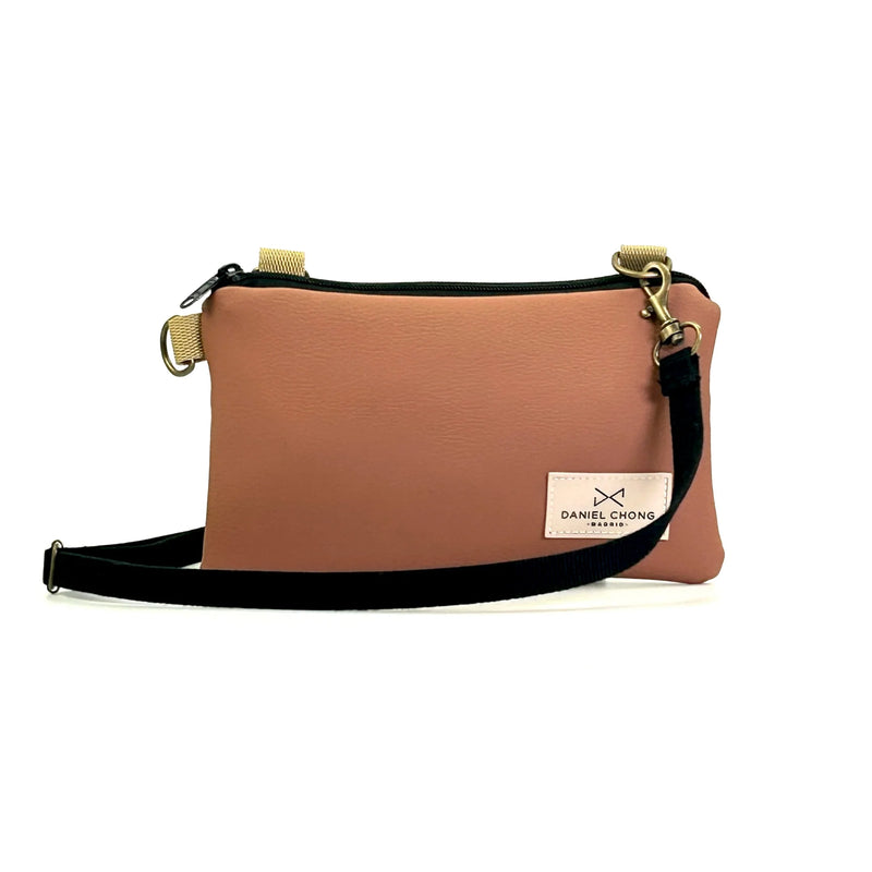 Traveler Mini Impermeable Daniel Chong - Marrón