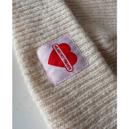 Gorro We Are Not Friends - Union Cream