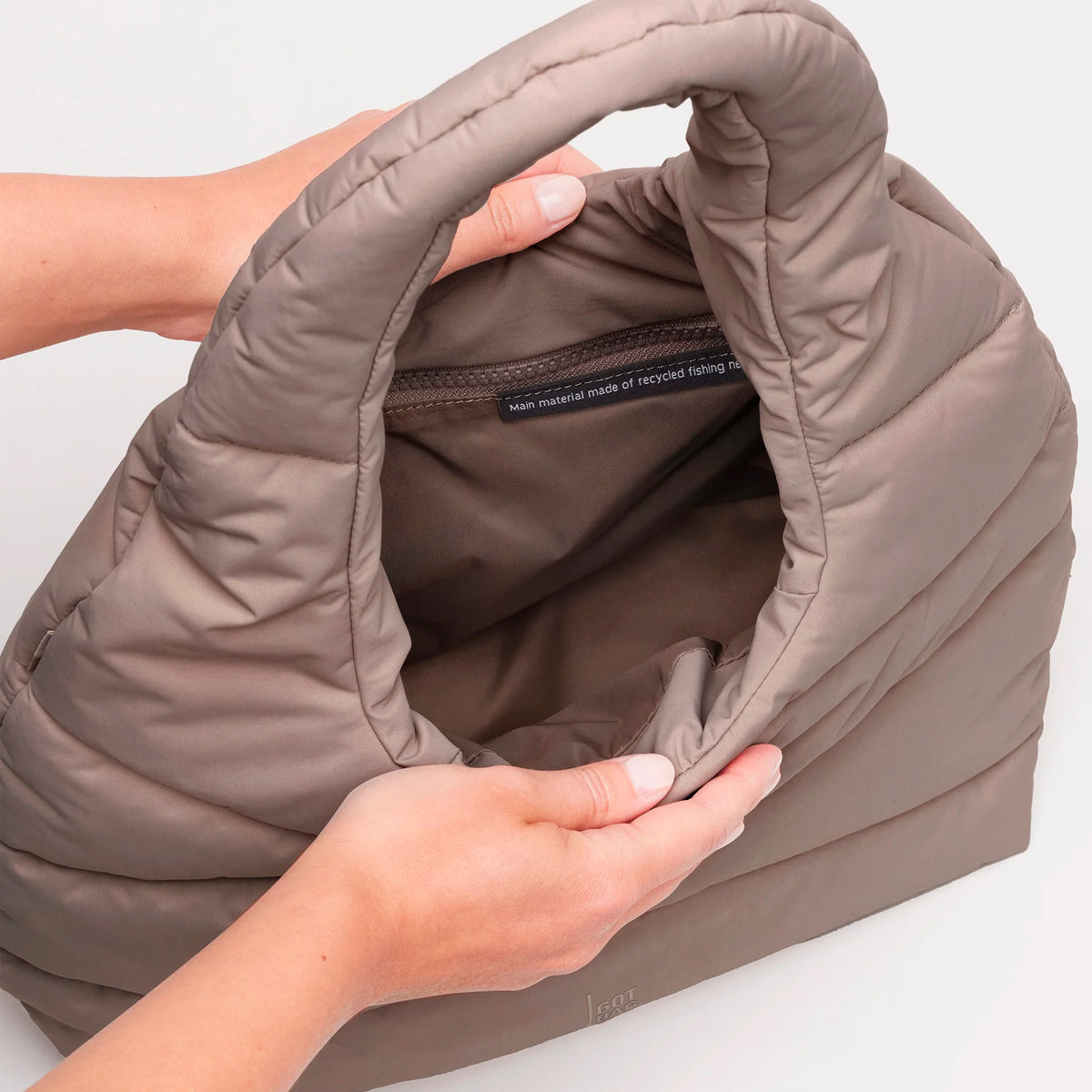 Bolso Got Bag - Wavy Puffer Shoulder Bag Oyster