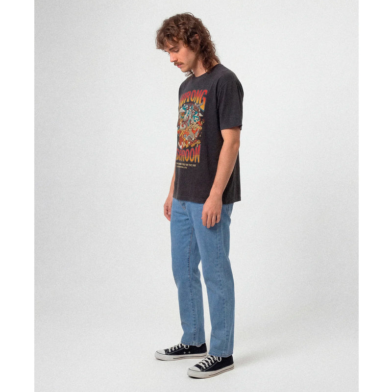 Camiseta Nostalgic Apparel - "Wrong Mushroom" 🍄🐢
