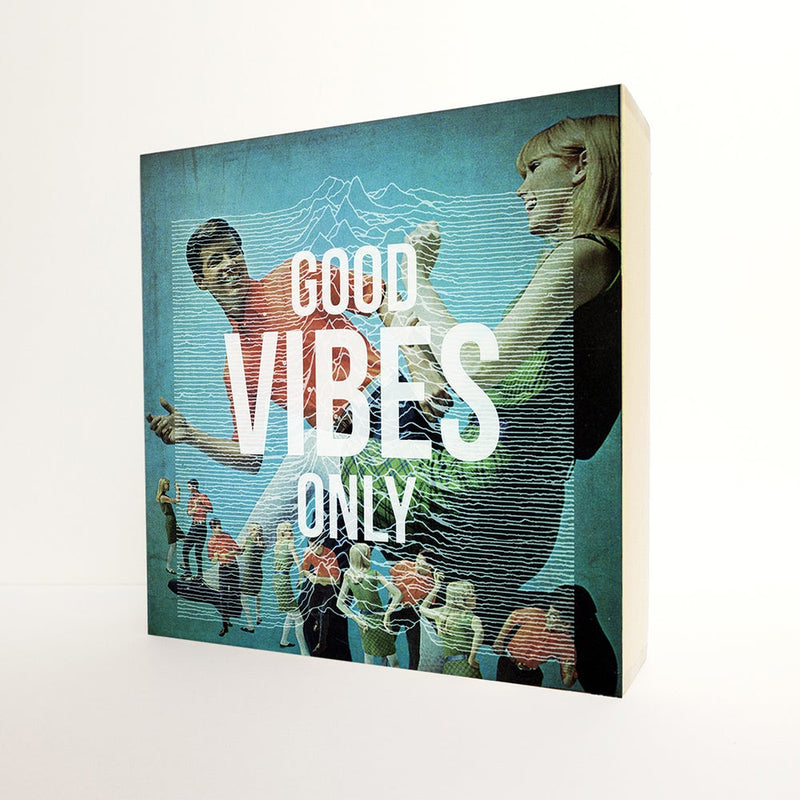 Caja de luz - "Good vibes only" de El Lucernario